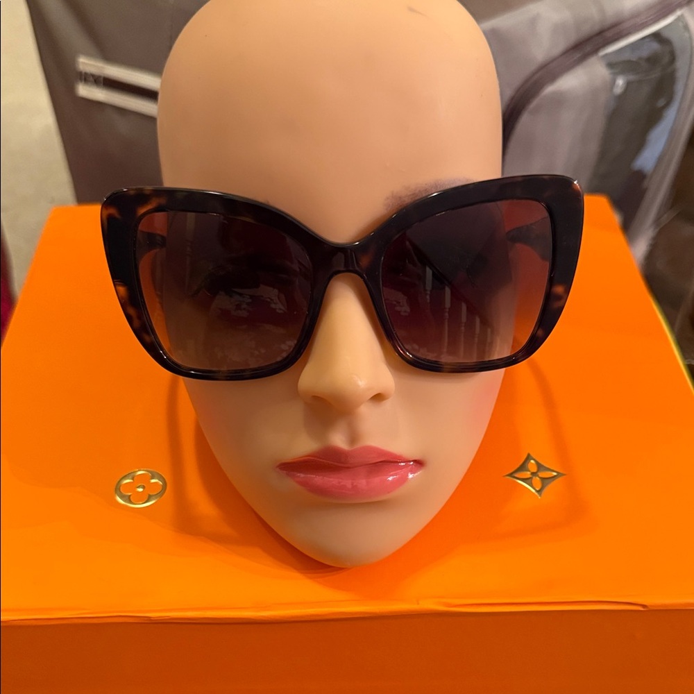 Dolce & Gabbana Brown Cat-Eye Sunglasses